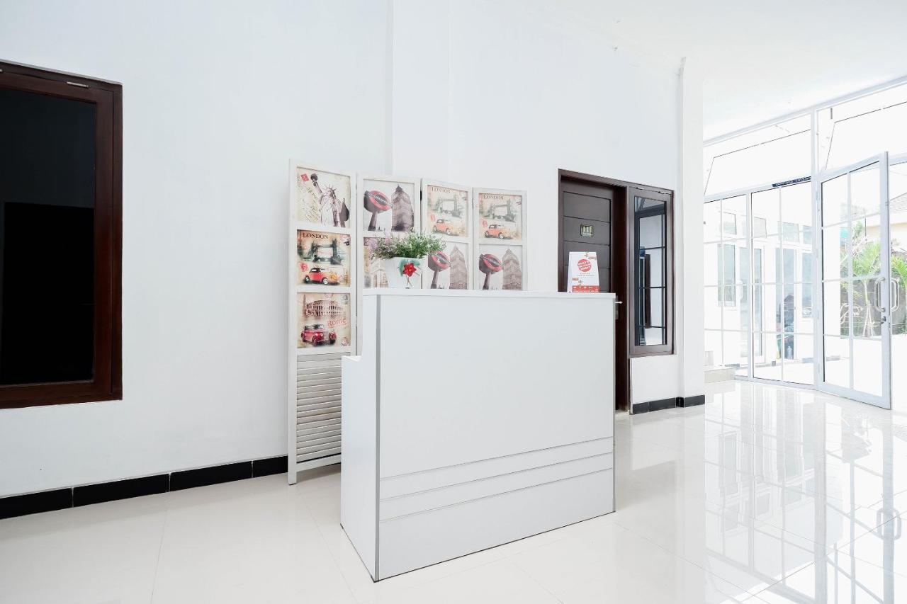 Oyo 1611 Four D'Home Solo Εξωτερικό φωτογραφία