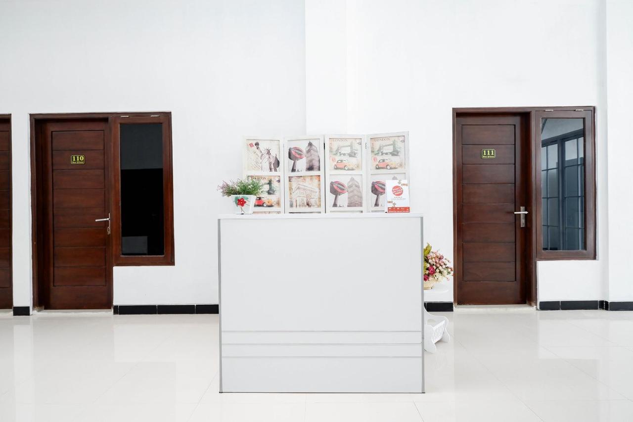 Oyo 1611 Four D'Home Solo Εξωτερικό φωτογραφία