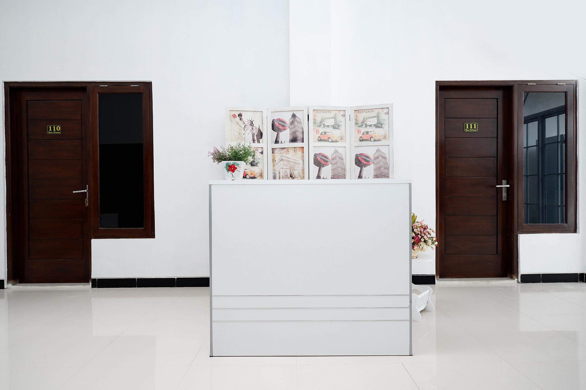 Oyo 1611 Four D'Home Solo Εξωτερικό φωτογραφία