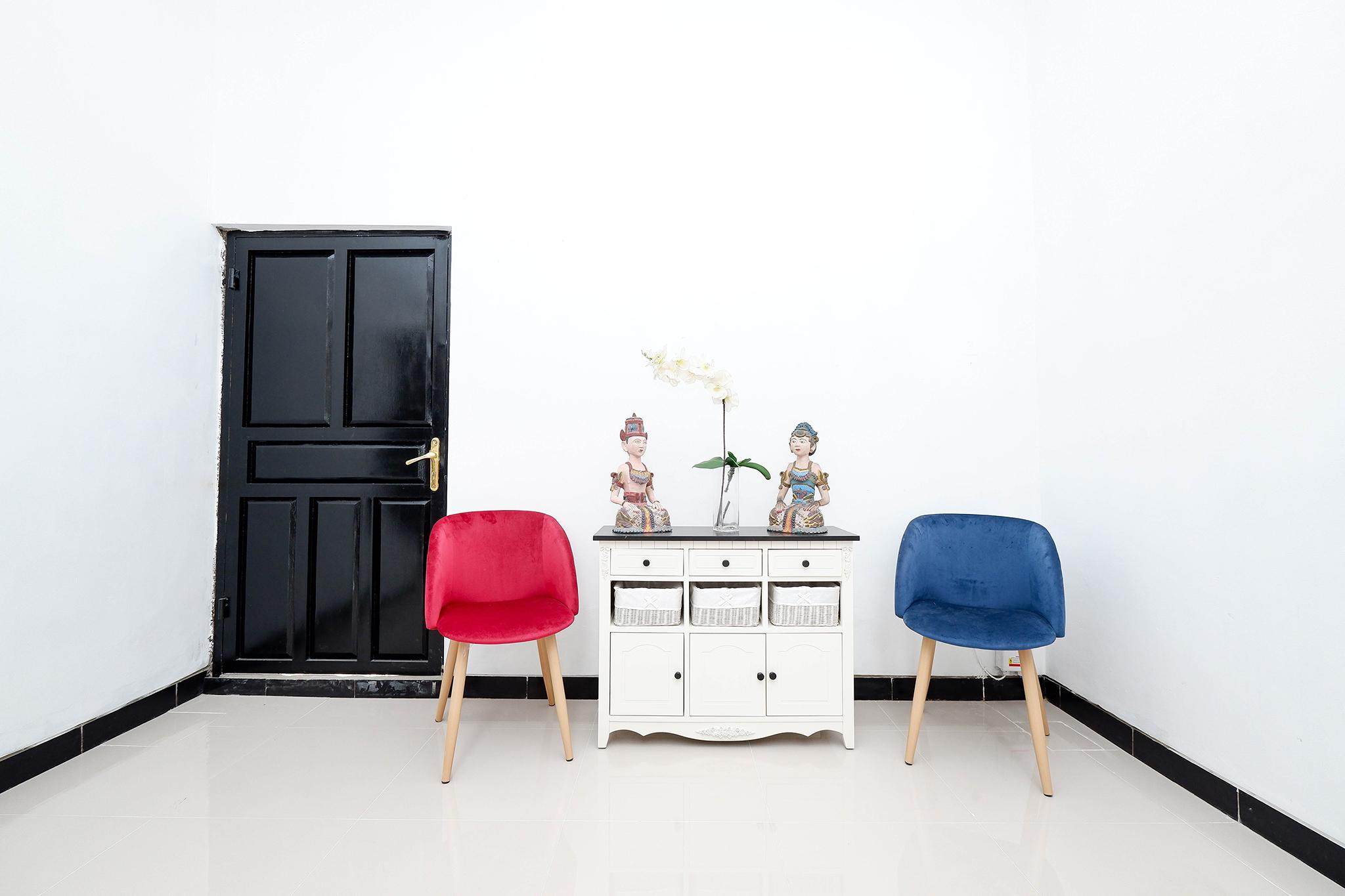 Oyo 1611 Four D'Home Solo Εξωτερικό φωτογραφία
