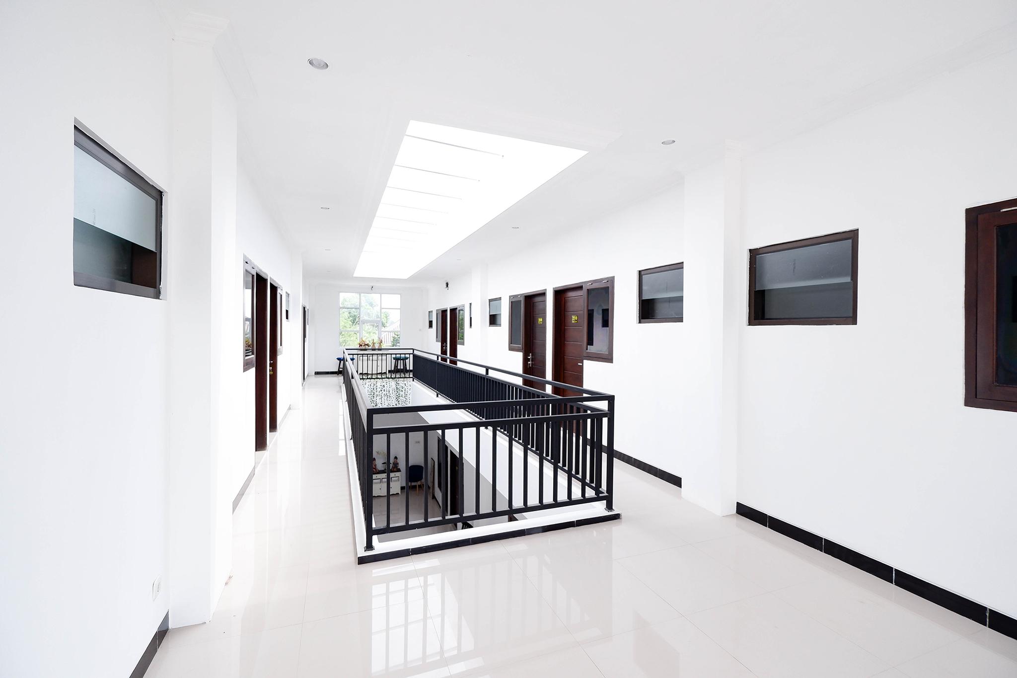 Oyo 1611 Four D'Home Solo Εξωτερικό φωτογραφία