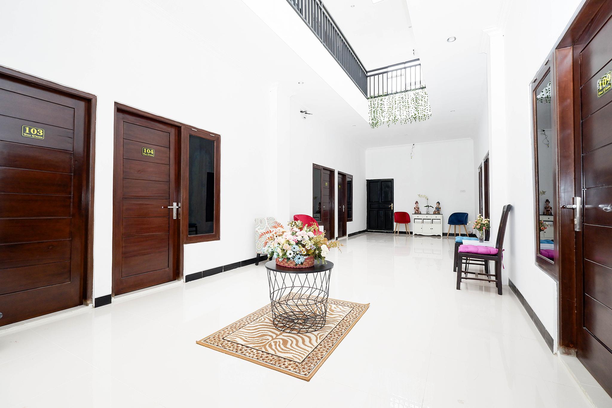 Oyo 1611 Four D'Home Solo Εξωτερικό φωτογραφία
